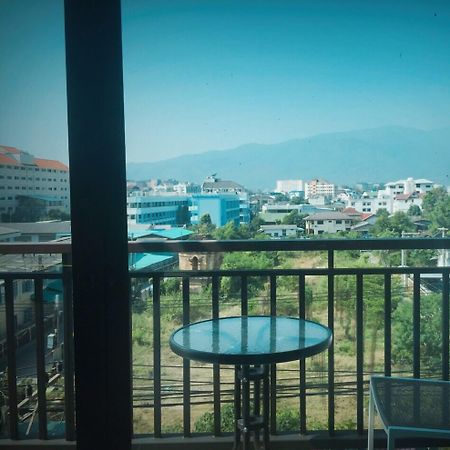Rinrada Loft Resident Hotel Chiang Mai Eksteriør billede